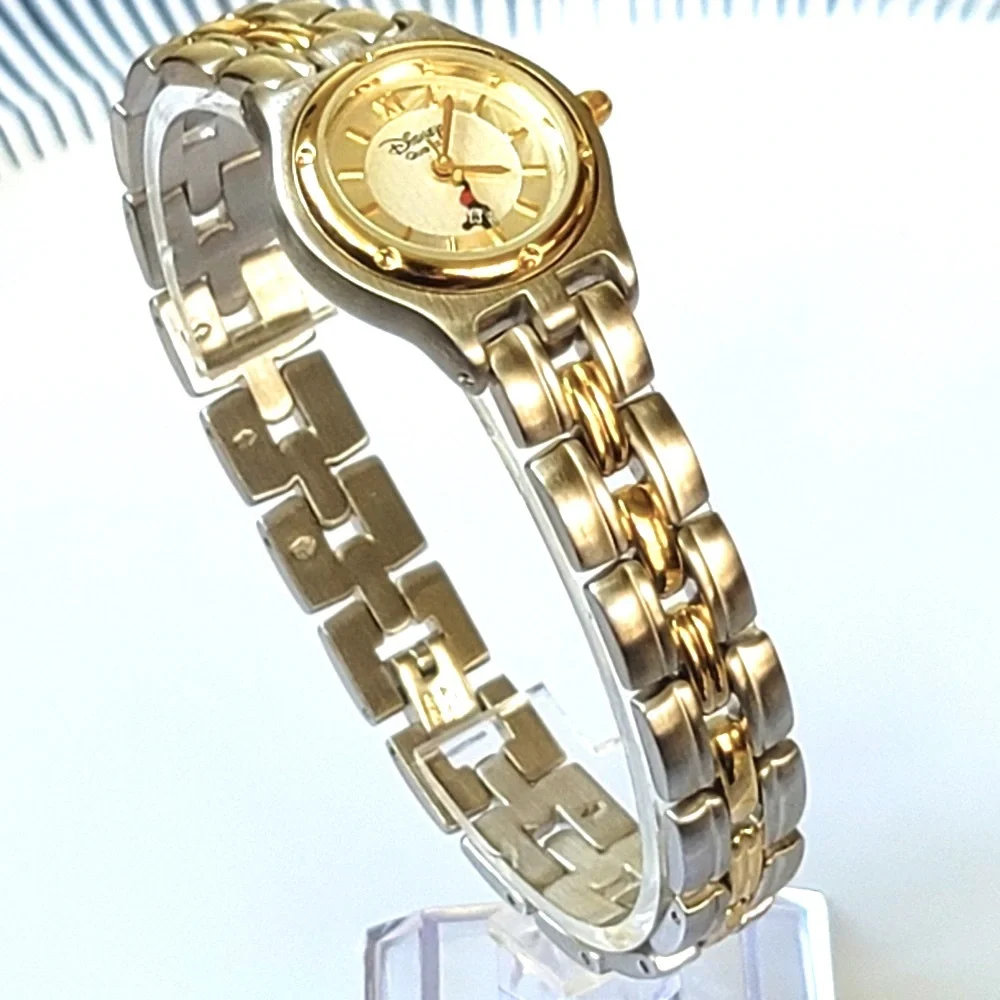 Vintage Disney Mickey Mouse Ladies Quartz Watch EUC